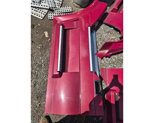 Side Fairing VOLVO TRUCK VNL Paul's Auto Salvage