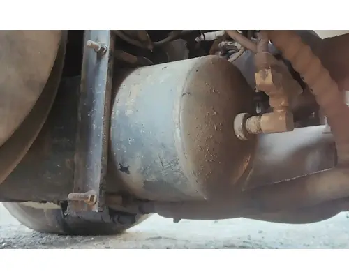 VolvoWhiteGMC Autocar ACL64 Air Tank