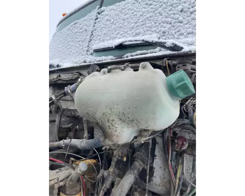 VolvoWhiteGMC Autocar ACL64 Radiator Overflow Bottle