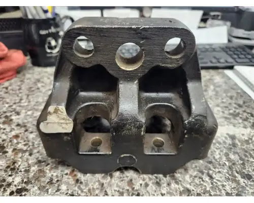 VolvoWhiteGMC Autocar Brackets, Misc.