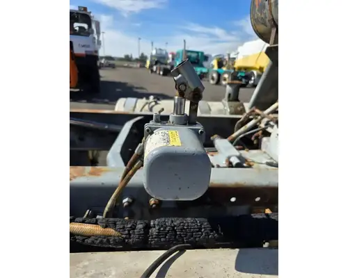 VolvoWhiteGMC Other Jack