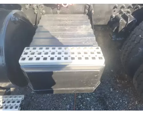 VolvoWhiteGMC WG64T Battery Box
