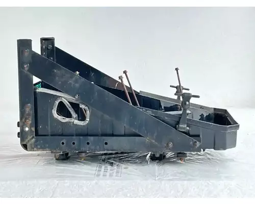 VolvoWhiteGMC WG64T Battery Box