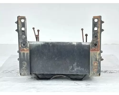 VolvoWhiteGMC WG64T Battery Box