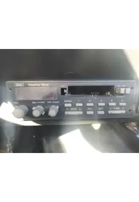 VolvoWhiteGMC WG64T Radio