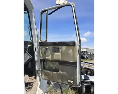VolvoWhiteGMC WG Door Assembly, Front