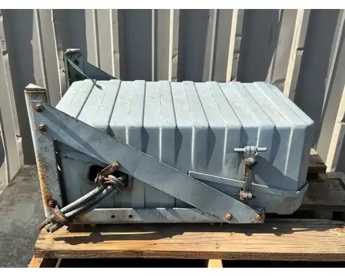 VolvoWhiteGMC WHL Battery BoxTray