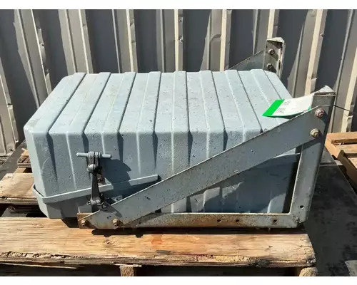 VolvoWhiteGMC WHL Battery BoxTray