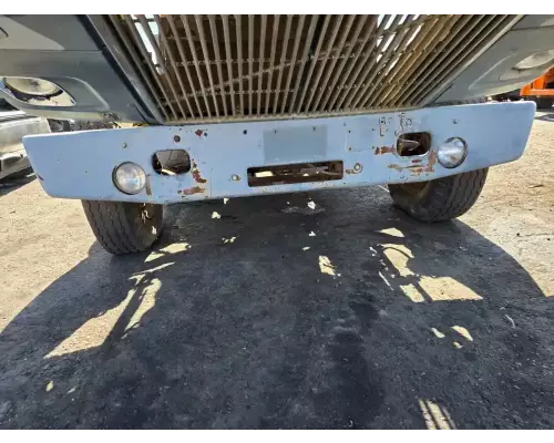 VolvoWhiteGMC WHL Bumper Assembly, Front