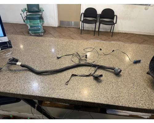 Body Wiring Harness VOLVO  Truck Salvage International Inc