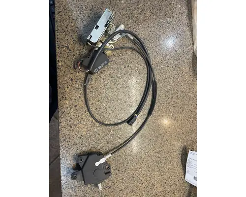 Door Handle VOLVO  Truck Salvage International Inc