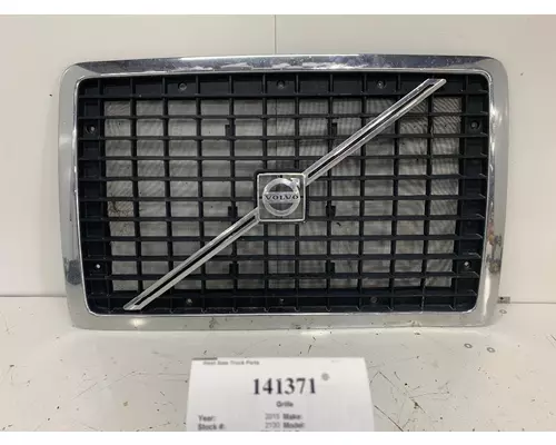 Grille VOLVO 82733842 West Side Truck Parts