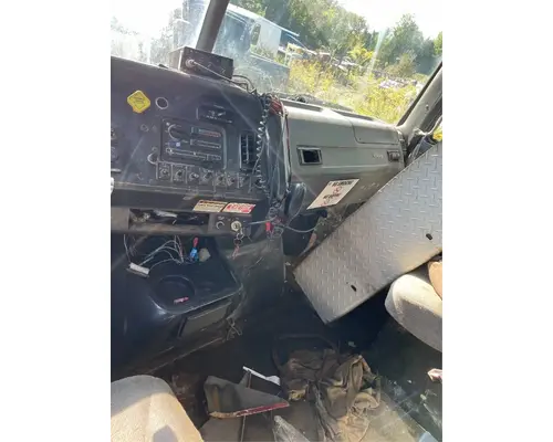 Volvo ACL Autocar Cab