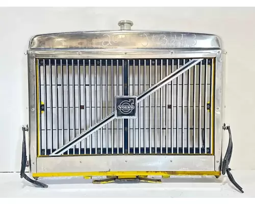 Volvo ACL Autocar Grille