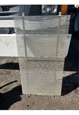 Volvo ACL Autocar Grille