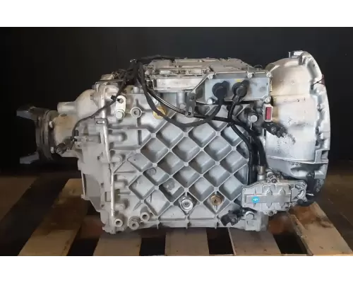 Volvo ATO2612D Transmission Assembly