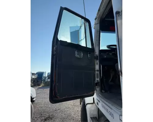 Volvo AUTOCAR ACL64 Door Assembly, Front