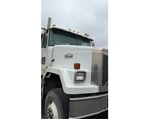 Volvo AUTOCAR ACL64 Hood