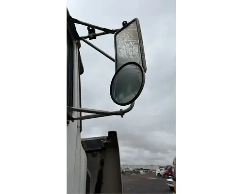 Volvo AUTOCAR ACL64 Mirror (Side View)
