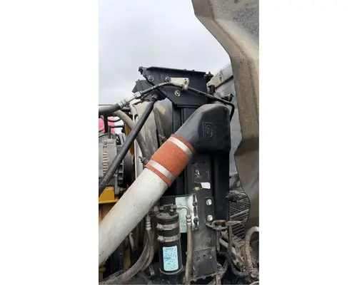 Volvo AUTOCAR ACL64 Radiator