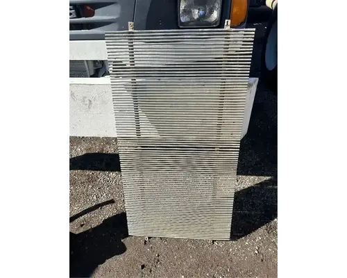 Grille Volvo ACL Autocar Dixie Truck Centre