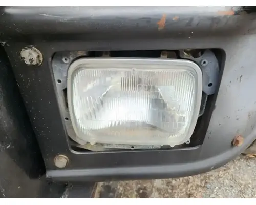 Headlamp Assembly Volvo ACL Autocar Complete Recycling Group LLC