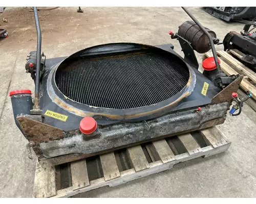 Radiator VOLVO ACL Dutchers Inc   Heavy Truck Div  Ny