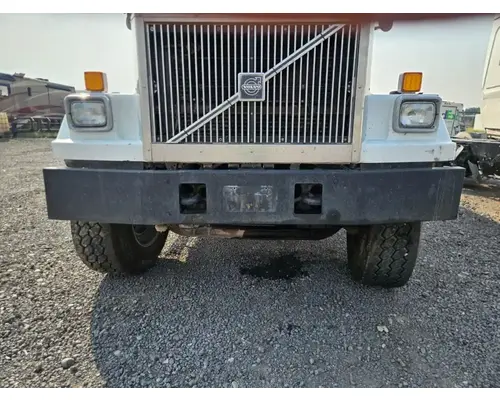 Bumper Assembly, Front Volvo AUTOCAR ACL64 Holst Truck Parts