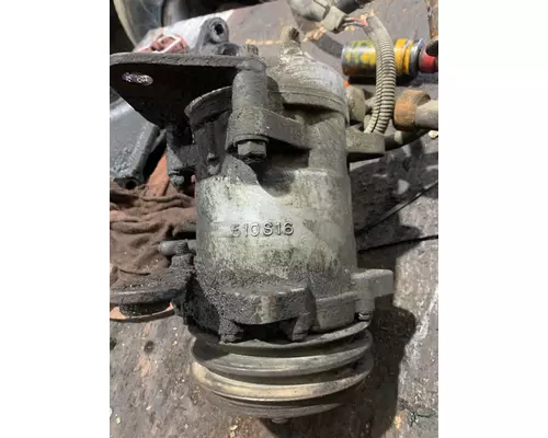 Air Conditioner Compressor VOLVO D-13 2679707 Ontario Inc