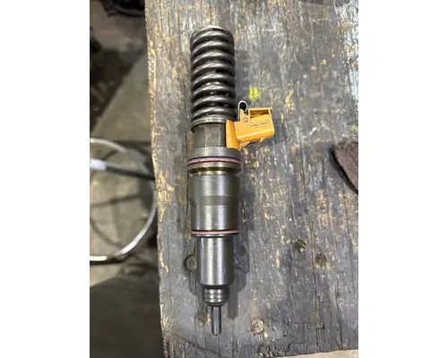 Fuel Injector VOLVO D-13 Truck Salvage International Inc