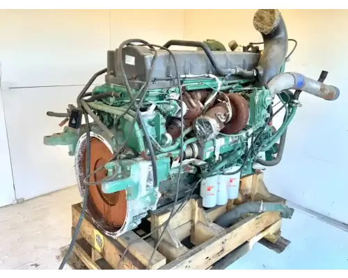 Volvo D11 Engine Assembly