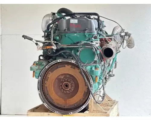 Volvo D11 Engine Assembly