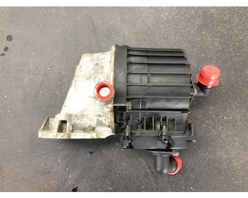 Volvo D11 Engine Crankcase Breather