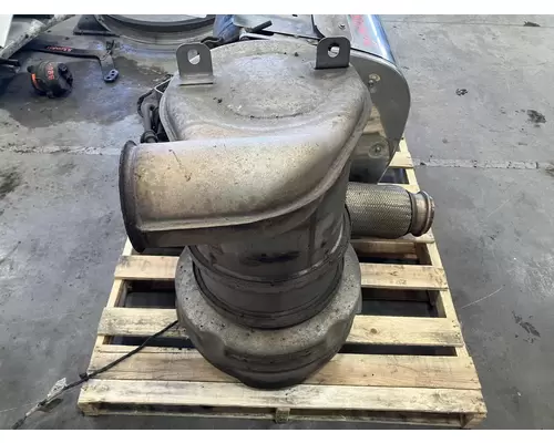 Volvo D11 Exhaust DPF Assembly