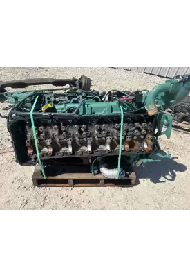 Volvo D12 Engine Assembly