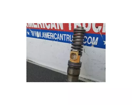 Fuel Injector VOLVO D12 American Truck Salvage