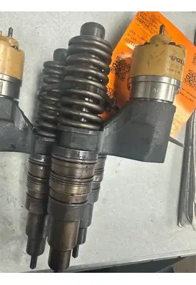 Volvo D12 Fuel Injector