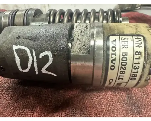 Volvo D12 Fuel Injector