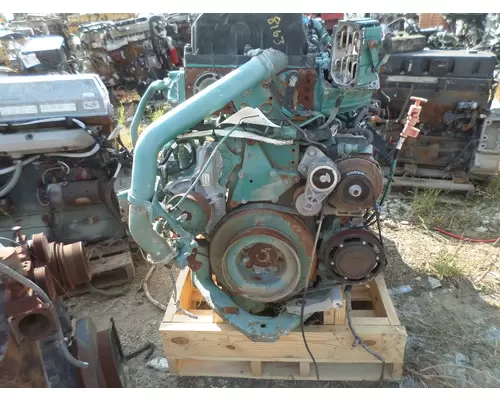 Volvo D13 H 425 Engine Assembly