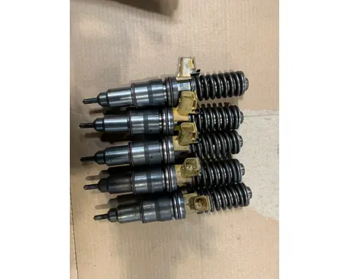 Fuel Injector VOLVO D13 SCR Payless Truck Parts