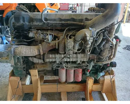 Volvo D13F Engine Assembly