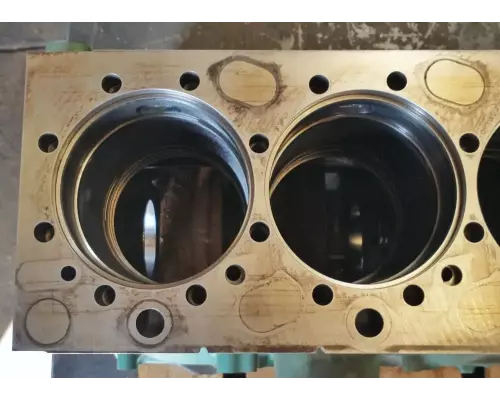 Volvo D13 Cylinder Block