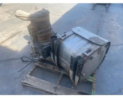 DPF (Diesel Particulate Filter) VOLVO D13 American Truck Salvage