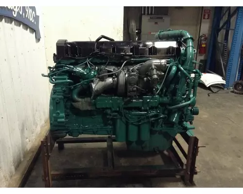Volvo D13 Engine Assembly