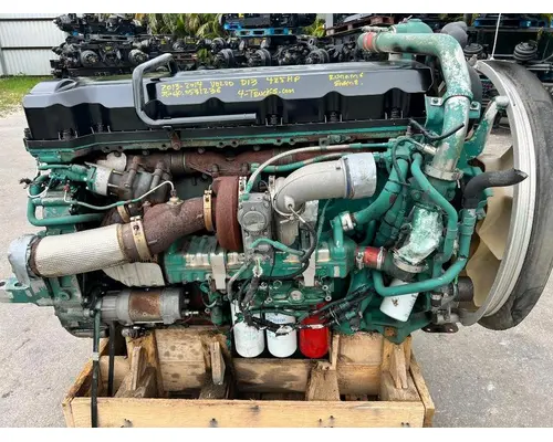 Volvo D13 Engine Assembly