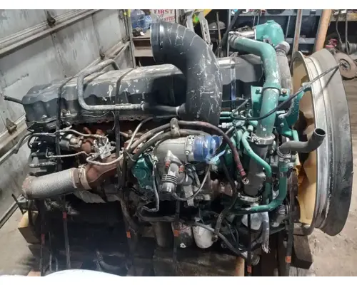 Volvo D13 Engine Assembly