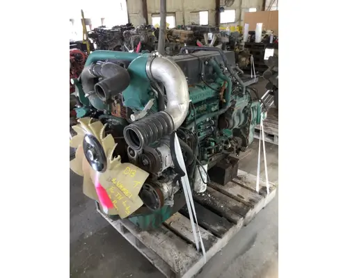 Volvo D13 Engine Assembly
