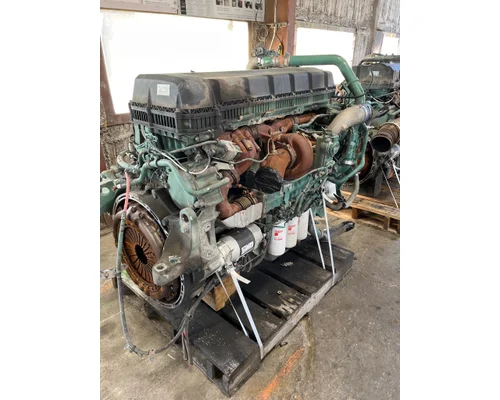 Volvo D13 Engine Assembly