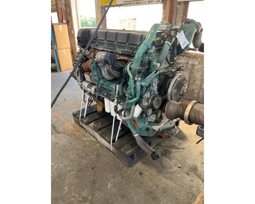 Volvo D13 Engine Assembly