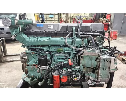 Engine Assembly VOLVO D13 Sam's Riverside Truck Parts Inc